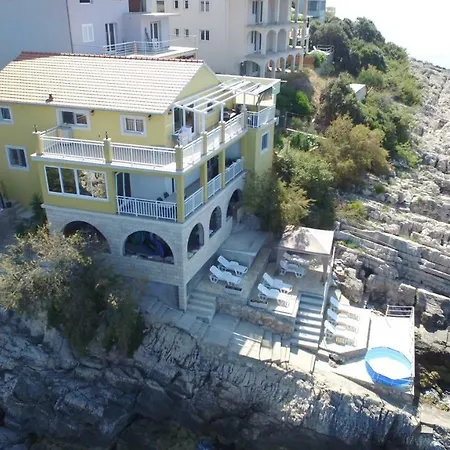 Lägenhet R&n Zavalatica