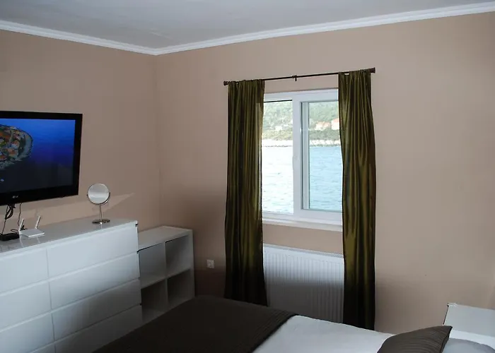 Apartament R&n Zavalatica